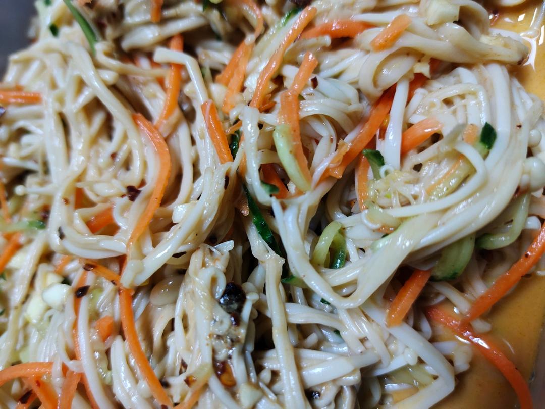 闭着眼睛都能做好的凉拌金针菇✨