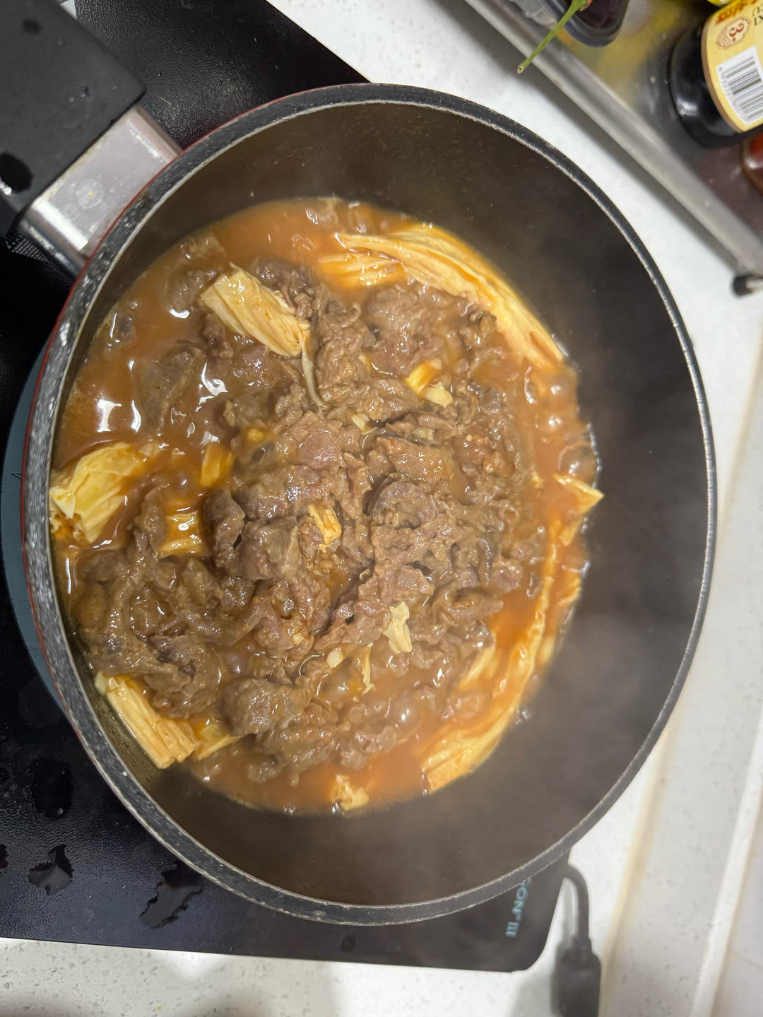 牛肉腐竹番茄煲