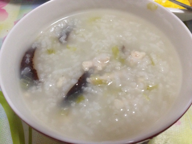 香菇鸡肉粥