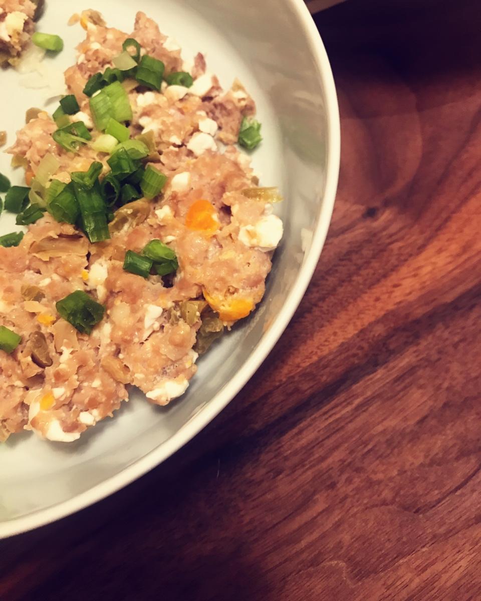 梅菜咸蛋蒸肉饼