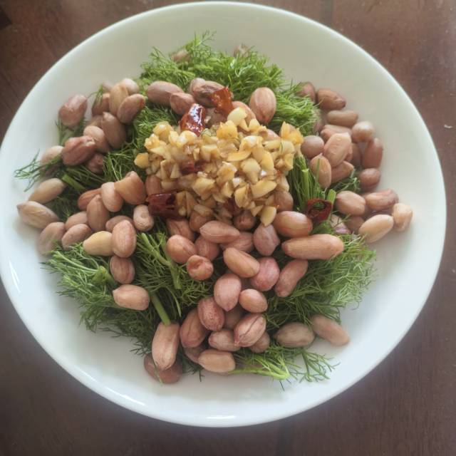 凉拌茴香🥜