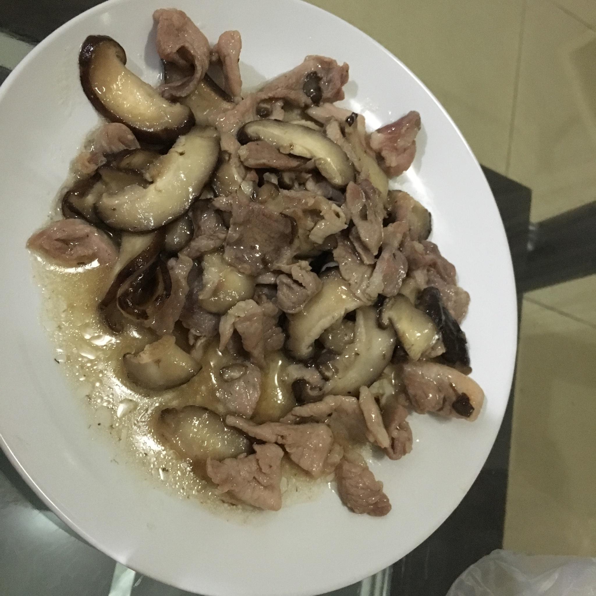 鲜冬菇炒肉的做法 步骤3