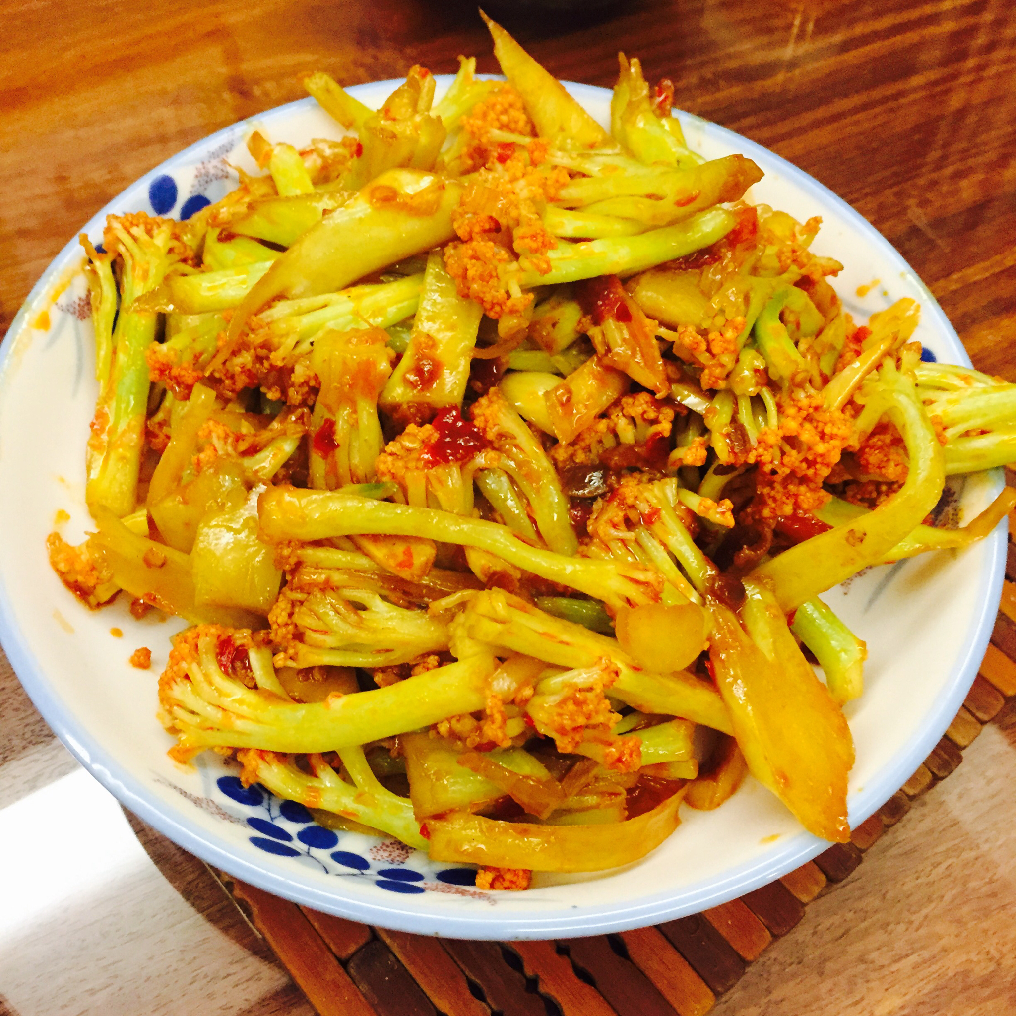 很“浪费”米饭的家常菜之一-------干锅菜花