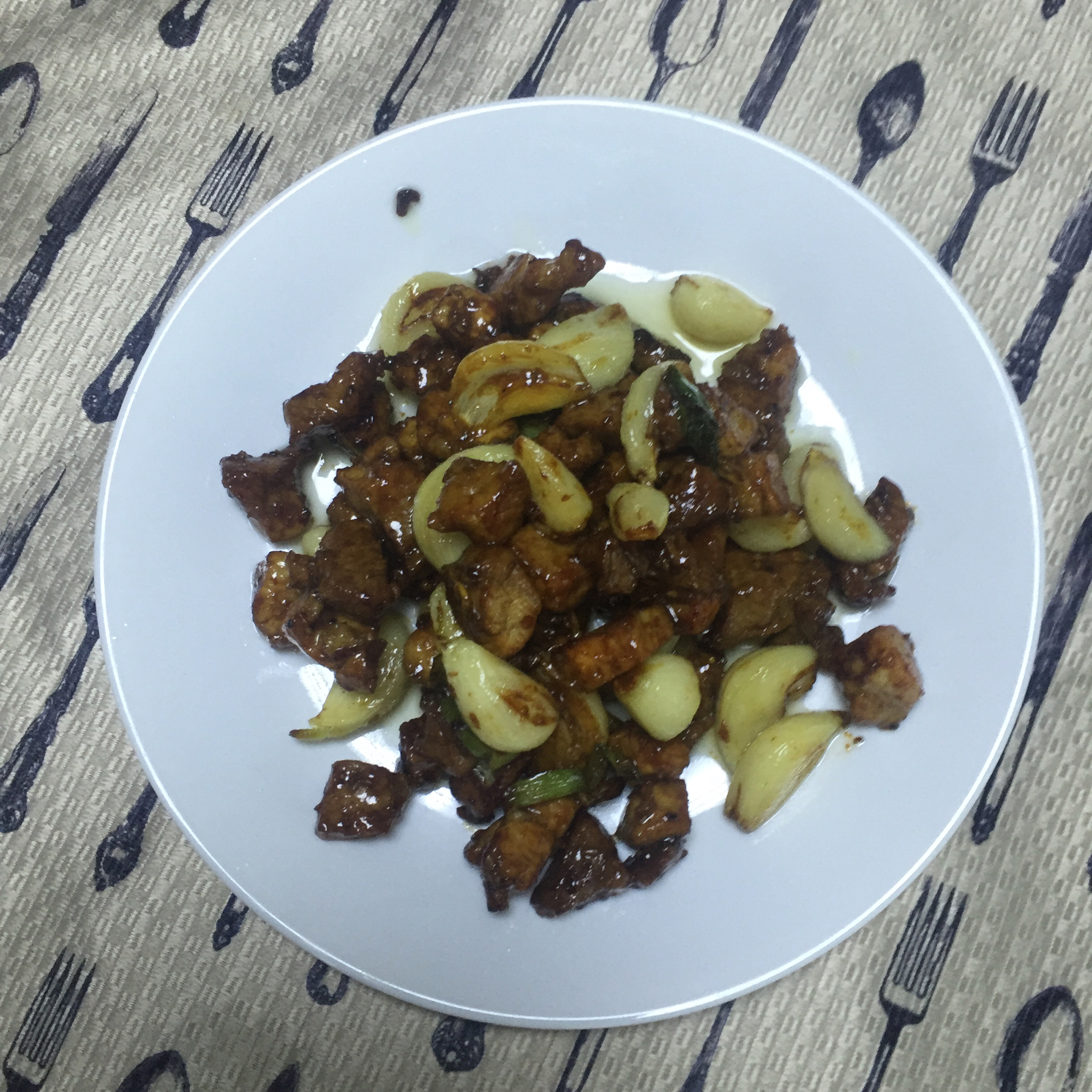 香蒜孜然猪肉粒-解馋神器