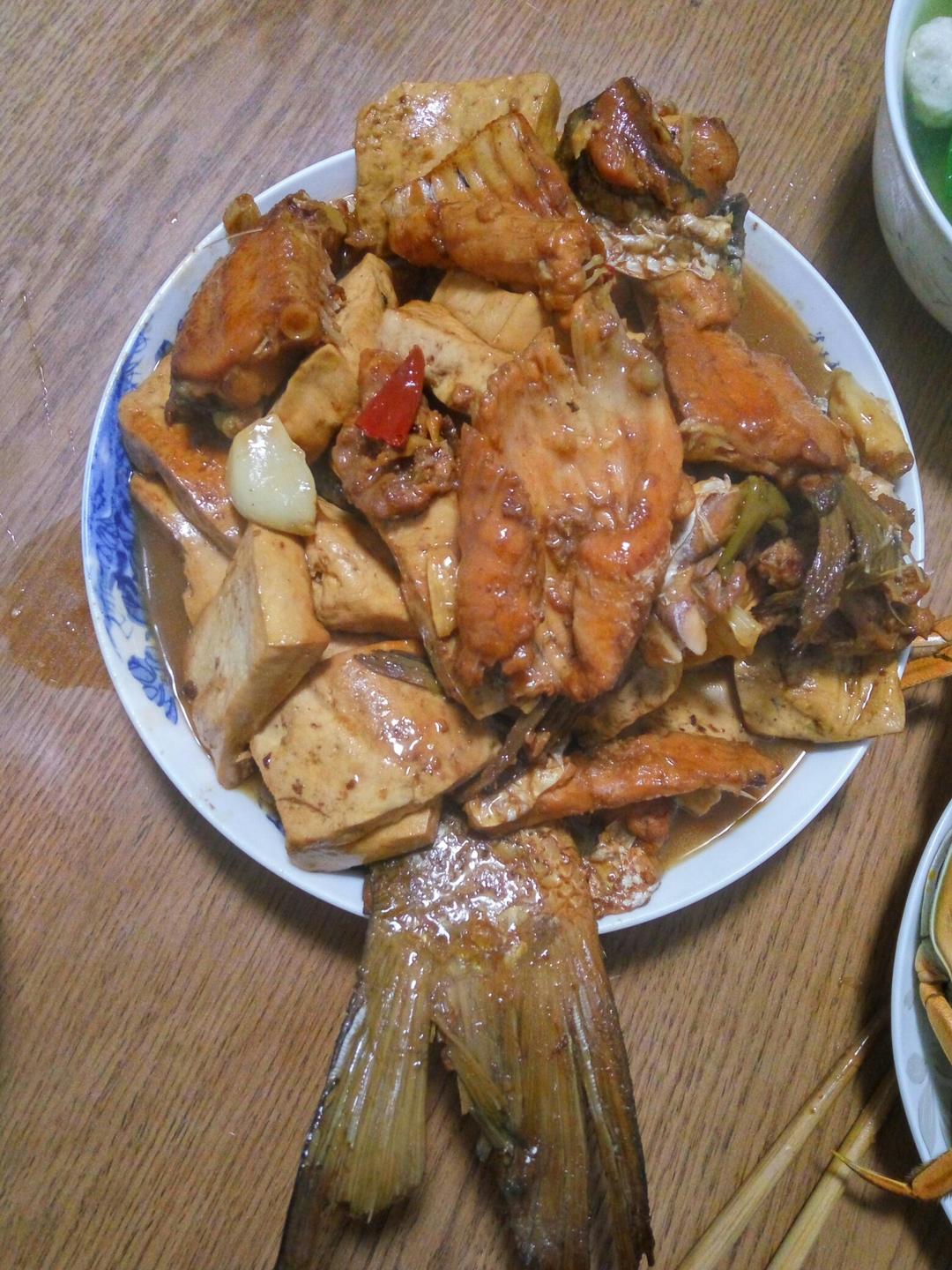 鱼炖豆腐