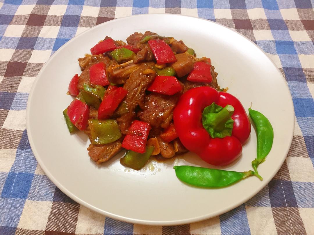 黑椒牛仔骨