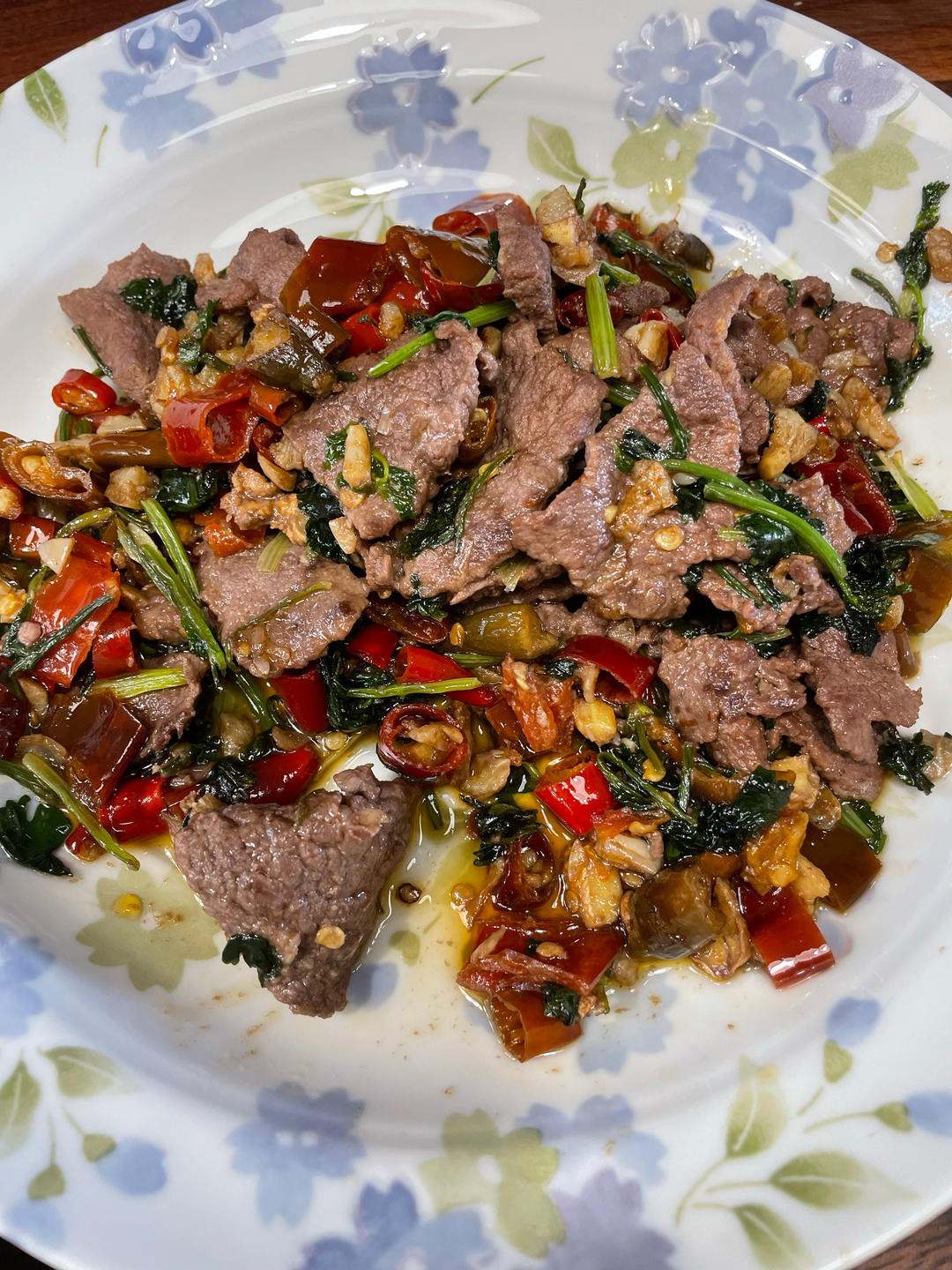 小炒黄牛肉，肉嫩味香！太好吃了简直是米饭杀手！