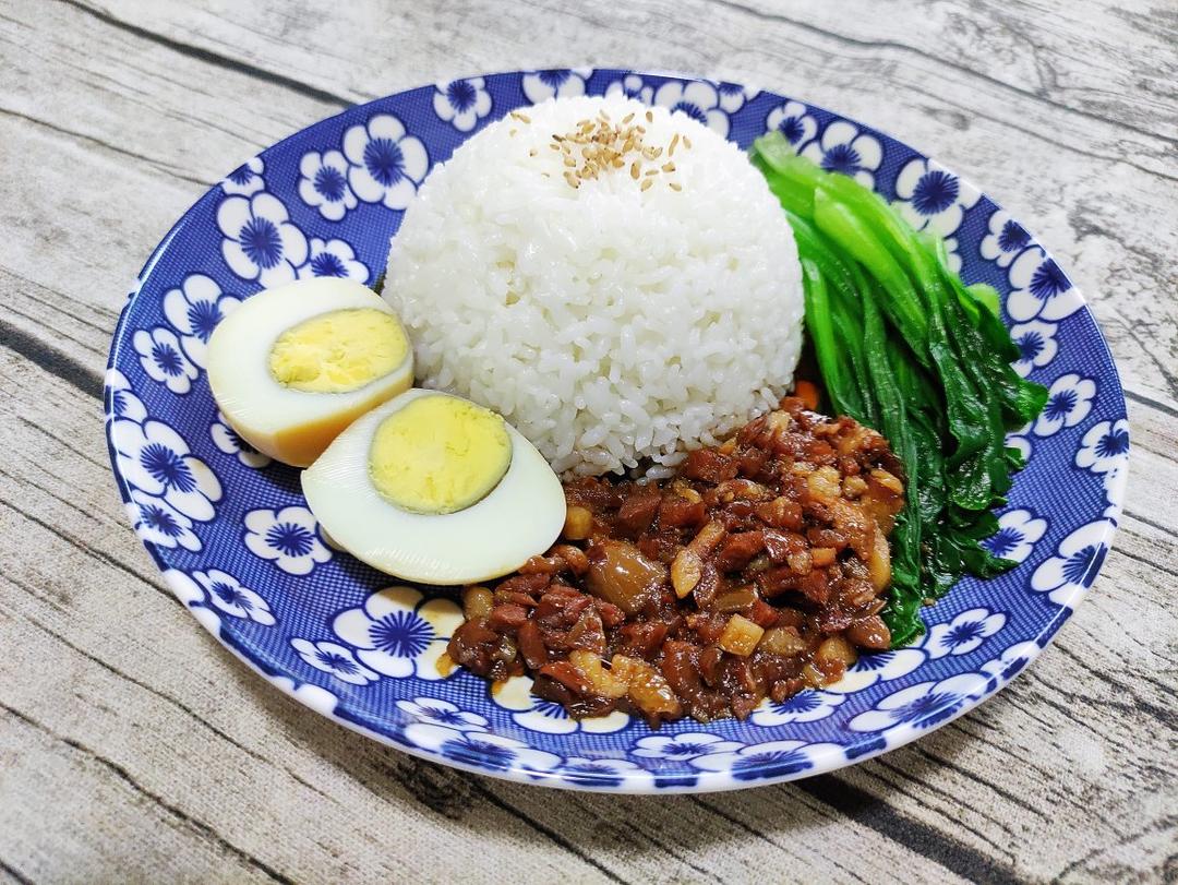 台式卤肉饭