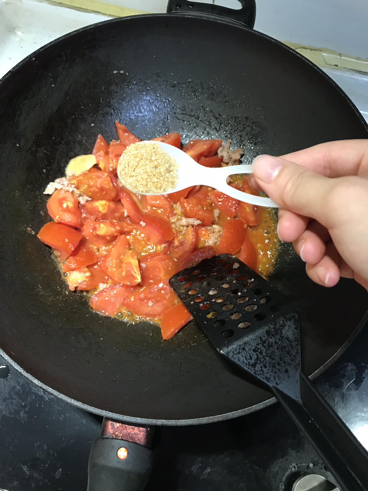 儿童营养菜肉末番茄炒滑蛋的做法 步骤4