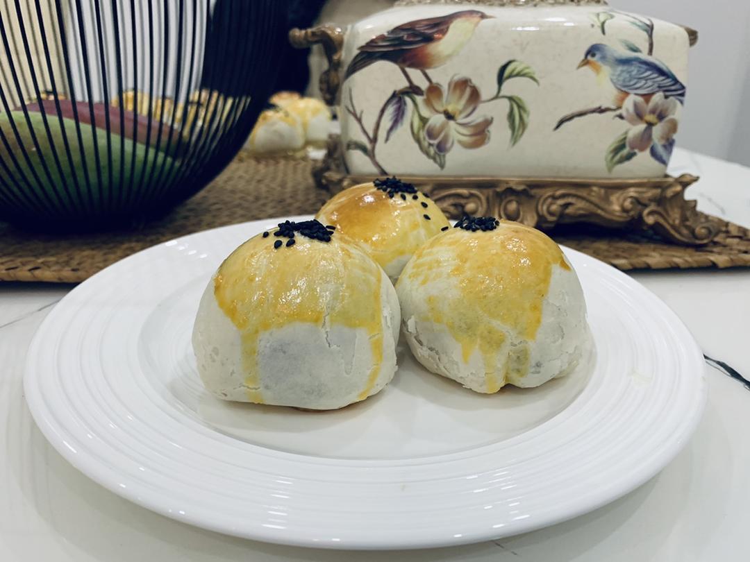 蛋黄酥