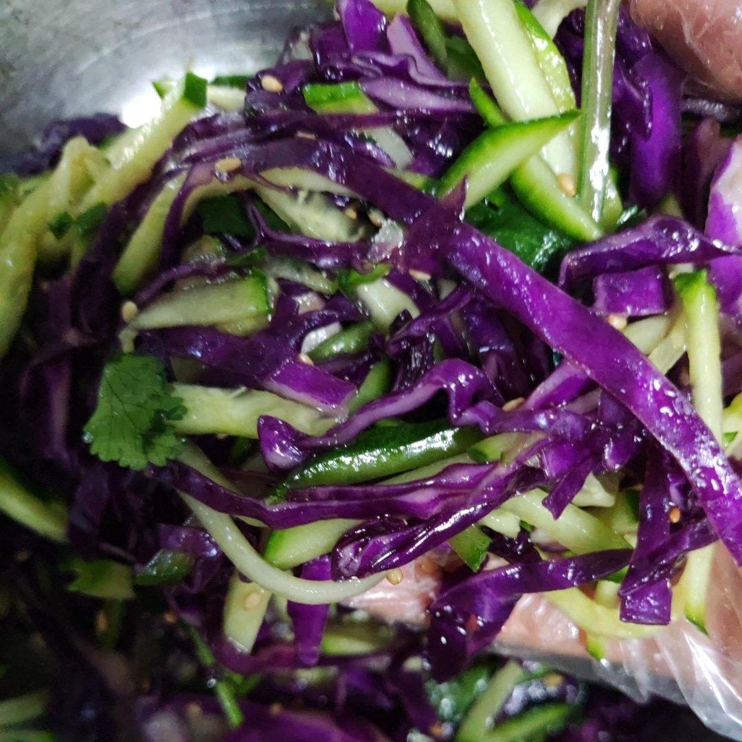凉拌紫甘蓝