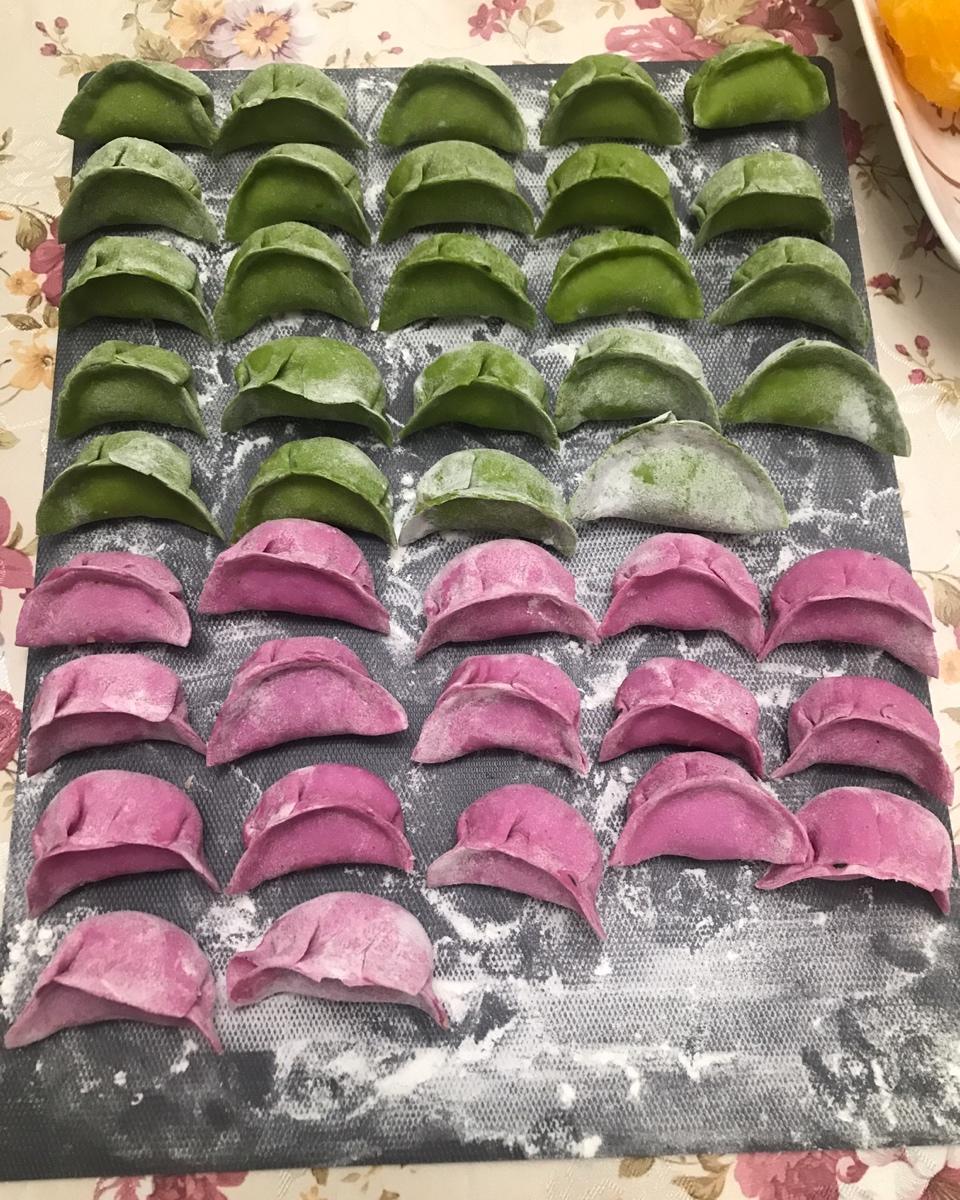 春节红红火火饺子～火龙果水饺（独家）