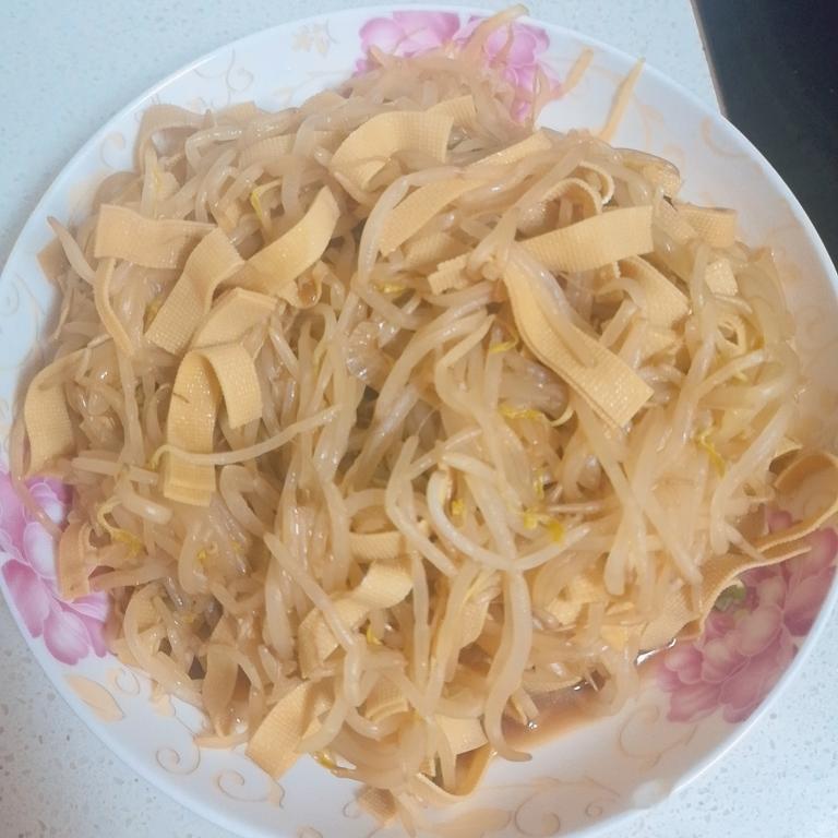醋炒豆芽干豆腐的做法