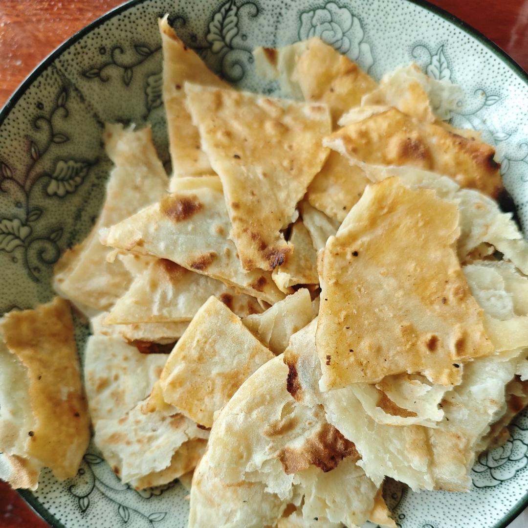 葱油饼（面粉吸水量不一样、水慢慢加）