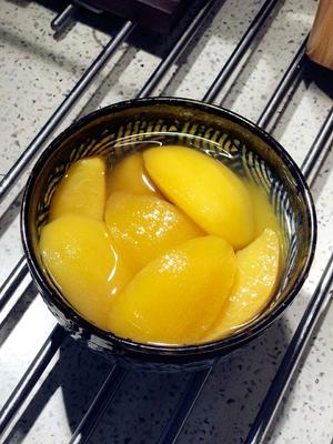 一滴水不加的黄桃罐头的做法 步骤12