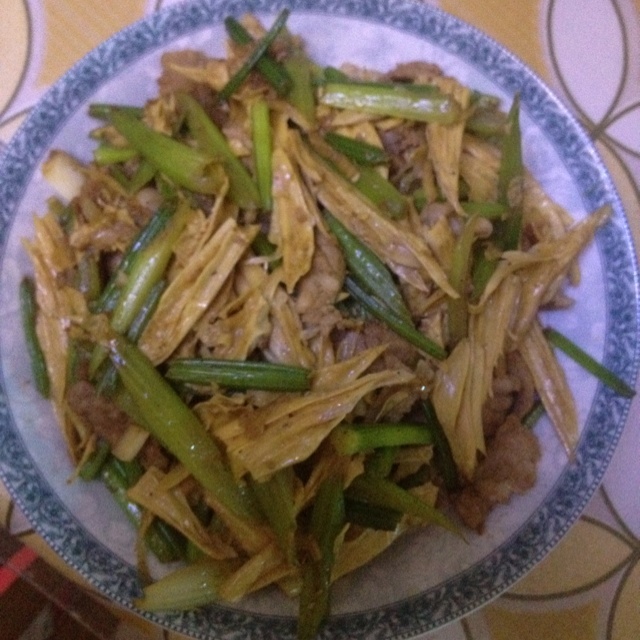 腐竹炒肉