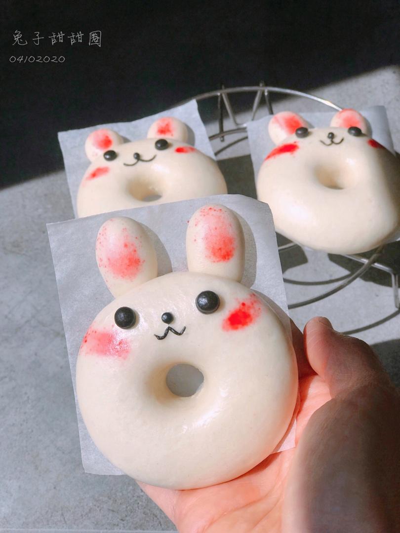 小兔子甜甜圈馒头