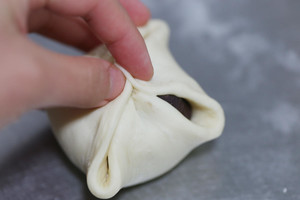 日式红豆包的做法 步骤15