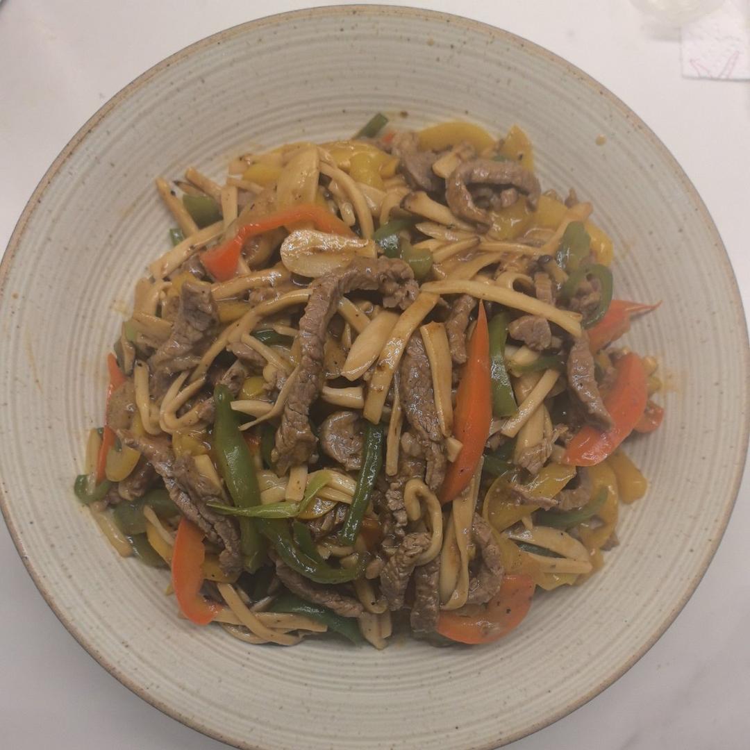 黑椒杏鲍菇炒牛柳