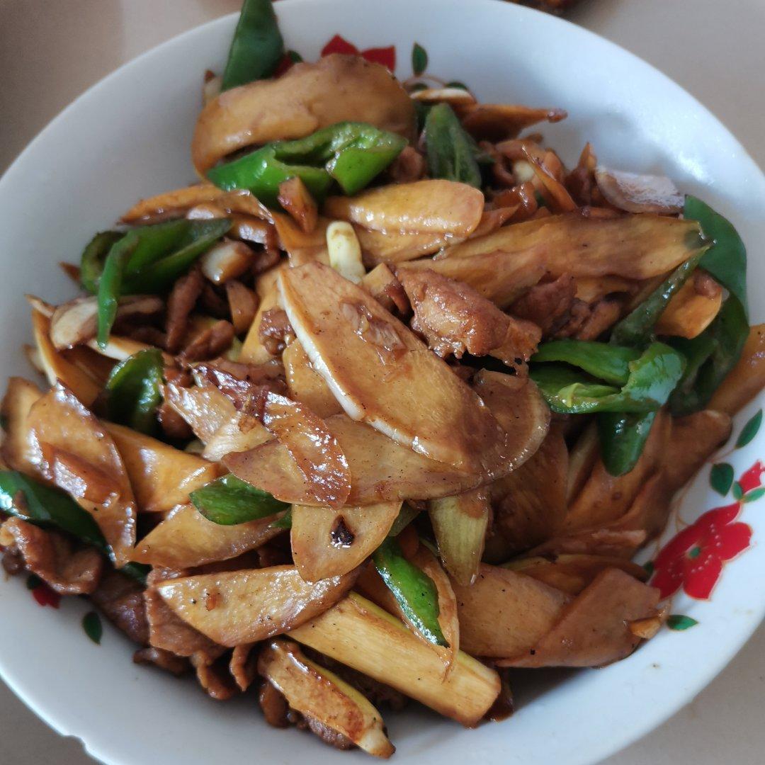 unravel做的篙芭炒肉09现在的时令蔬菜做起来非常方便快手家常菜