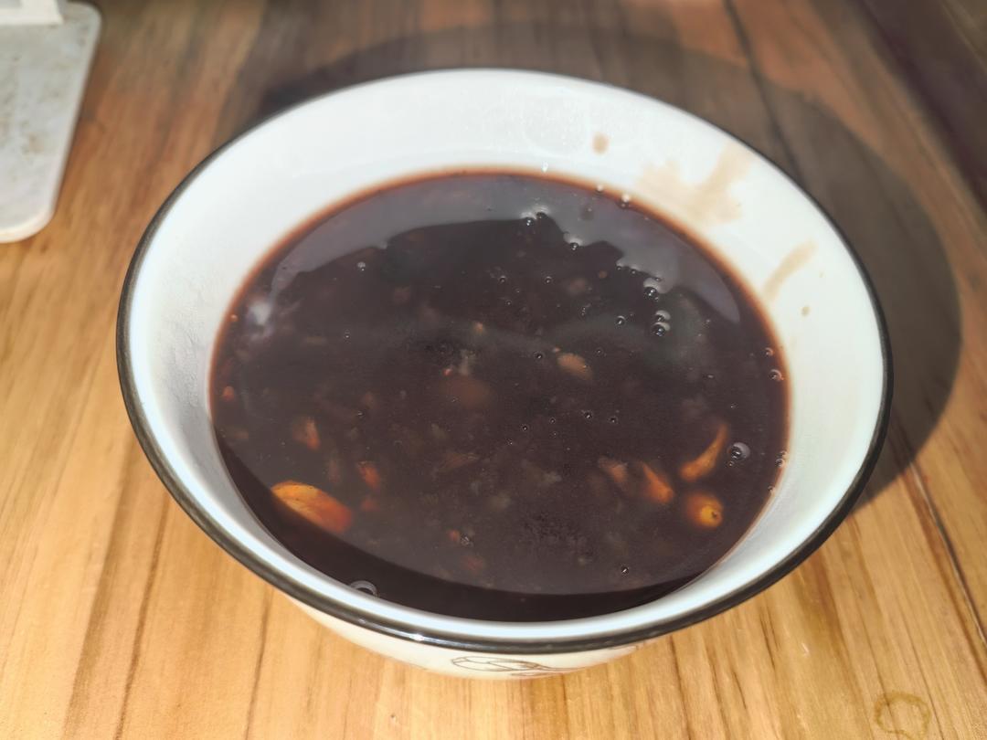 桑葚枸杞糯米粥