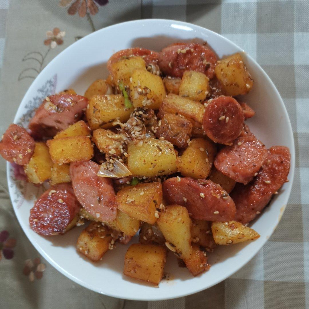 香辣孜然火腿土豆丁
