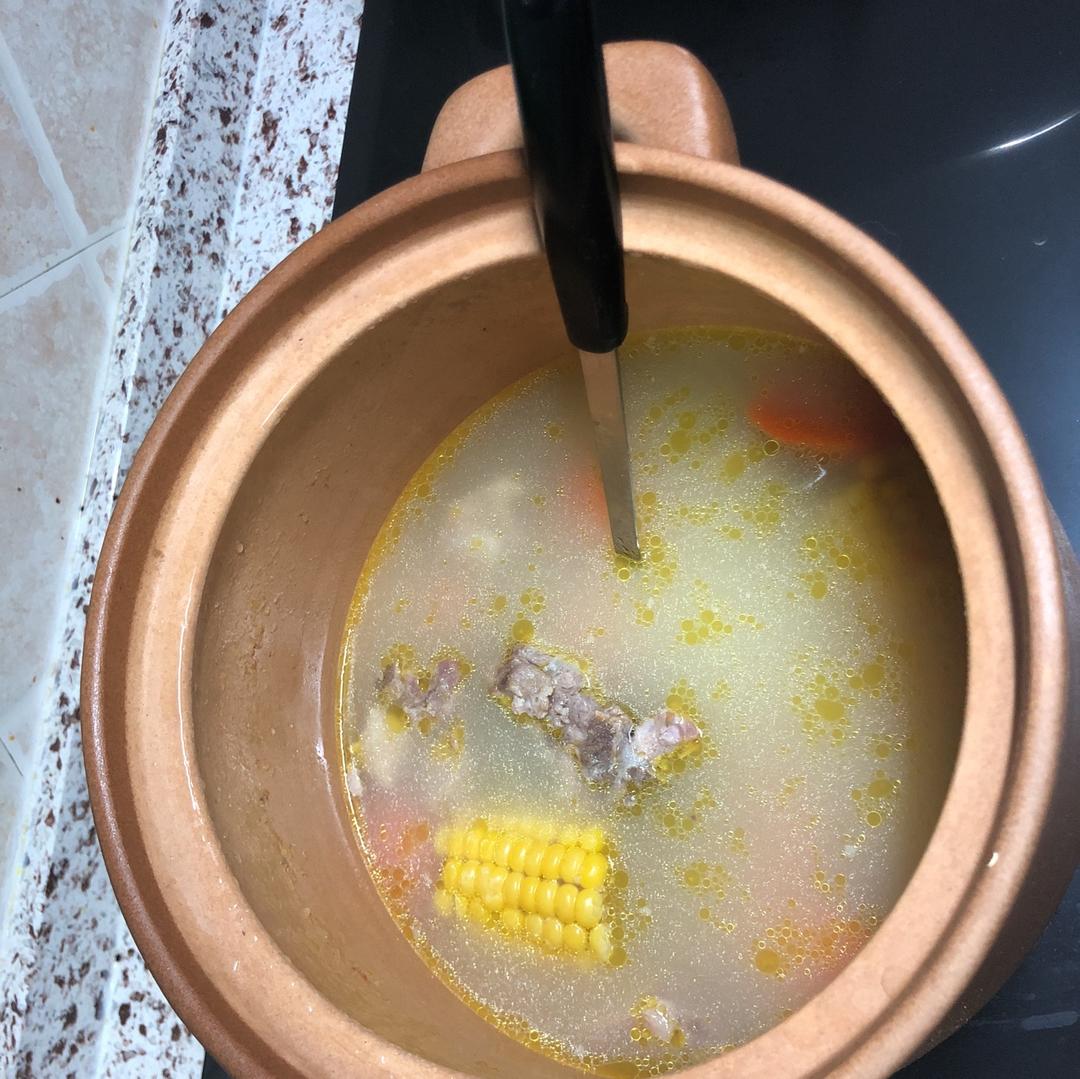玉米排骨汤