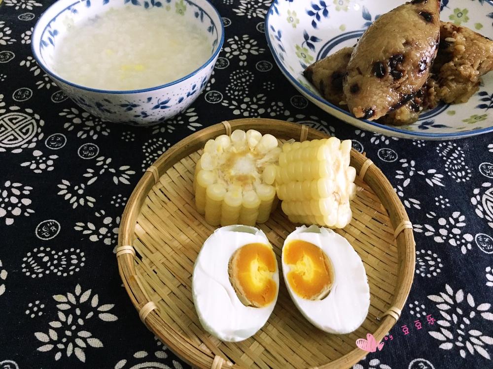 好吃到飞起的肉粽子