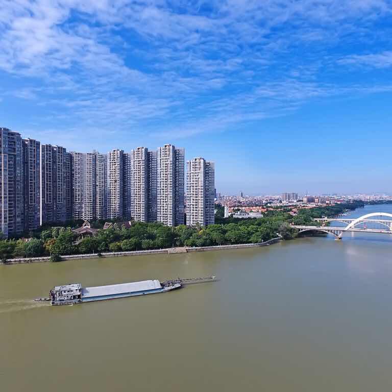 厨房阳光灿烂的日子