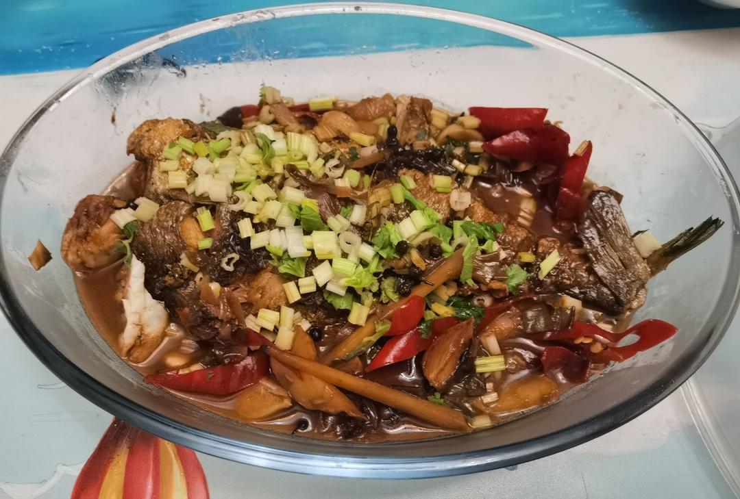 私房红烧黄花鱼，边吃边想念~