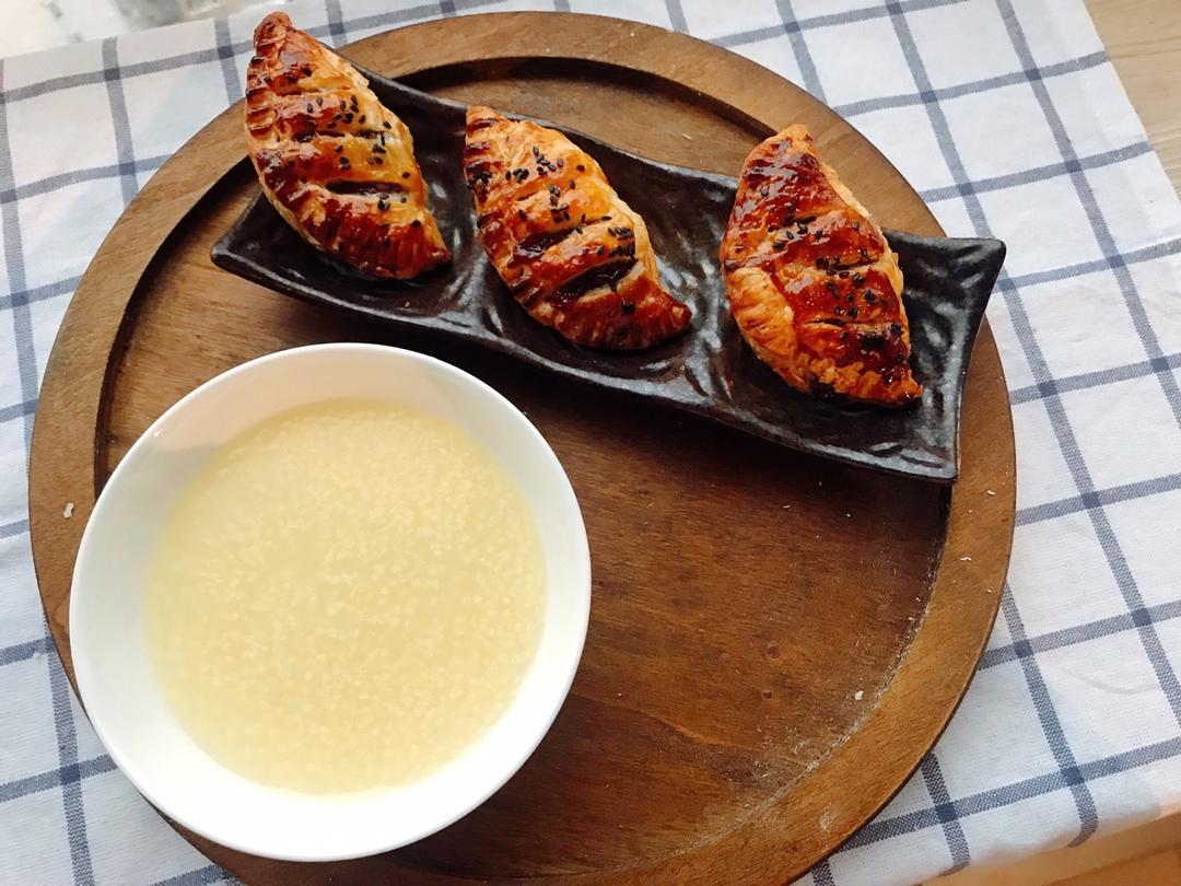 好吃到爆炸的万能叉烧馅（叉烧包&叉烧酥）