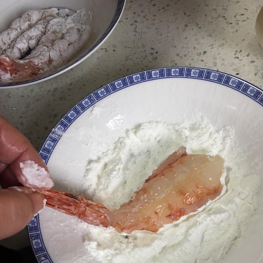 蓉儿-30做的面包糠炸虾