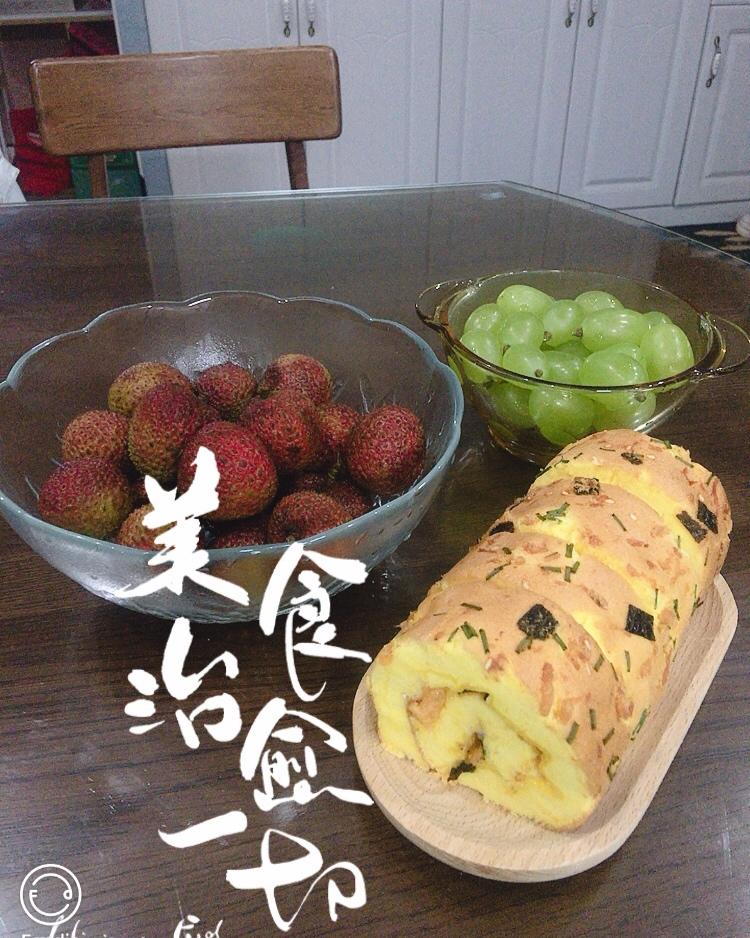 比肉松小贝还好吃的蛋糕卷！5个鸡蛋一碗面粉，够一家人的早餐！