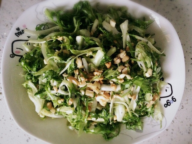 凉拌苦菊