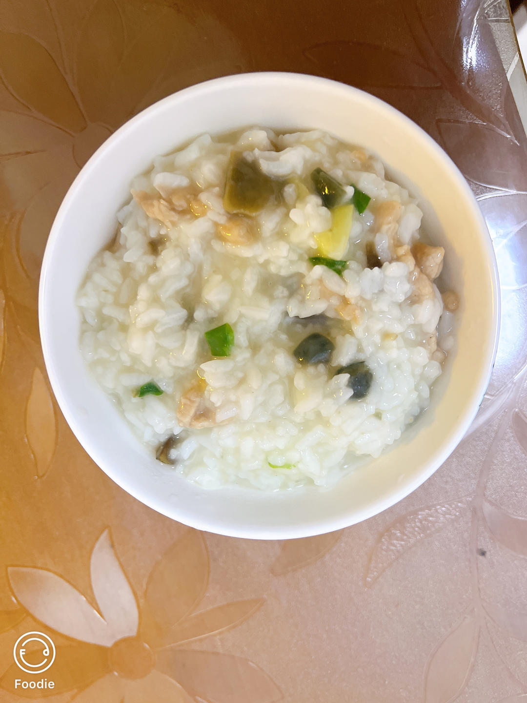 妈妈👩教我做的皮蛋瘦肉粥🥣简单快捷美味😋