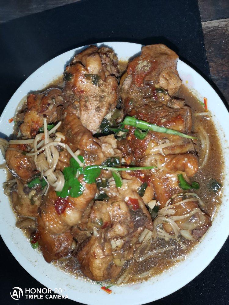 🔥好吃到飙泪的秘汁多汁蒜香鸡腿，鲜嫩到流口水。