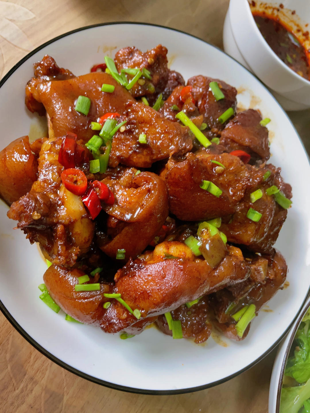 红烧猪蹄（好吃爆了）