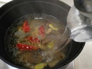 酸萝卜老鸭汤的做法 步骤8