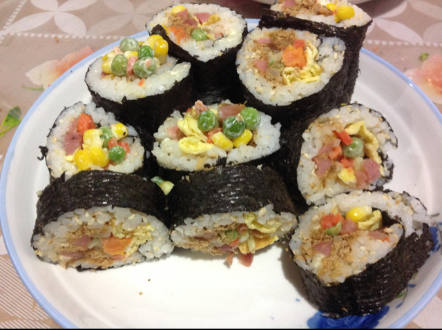 紫菜寿司卷