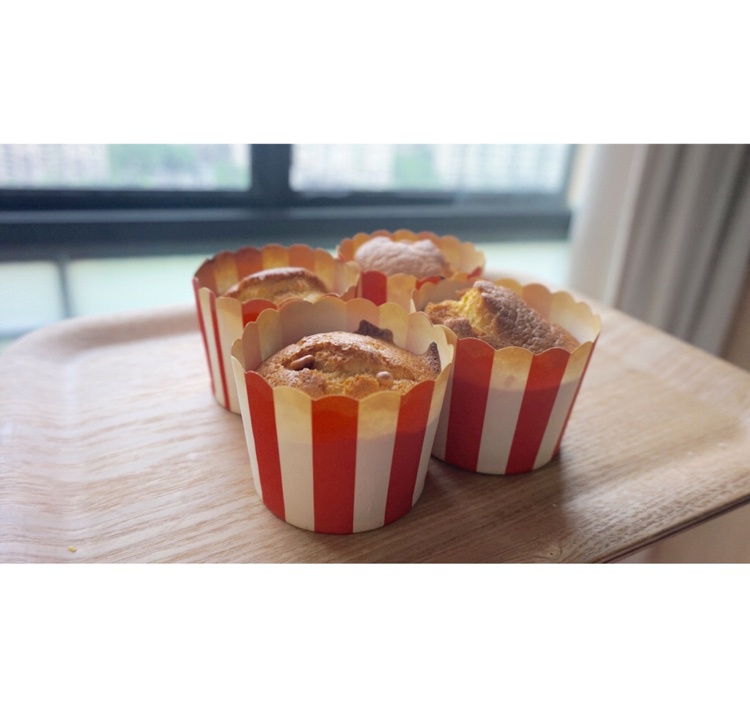 不会回缩的纸杯蛋糕--海氏烤箱定制