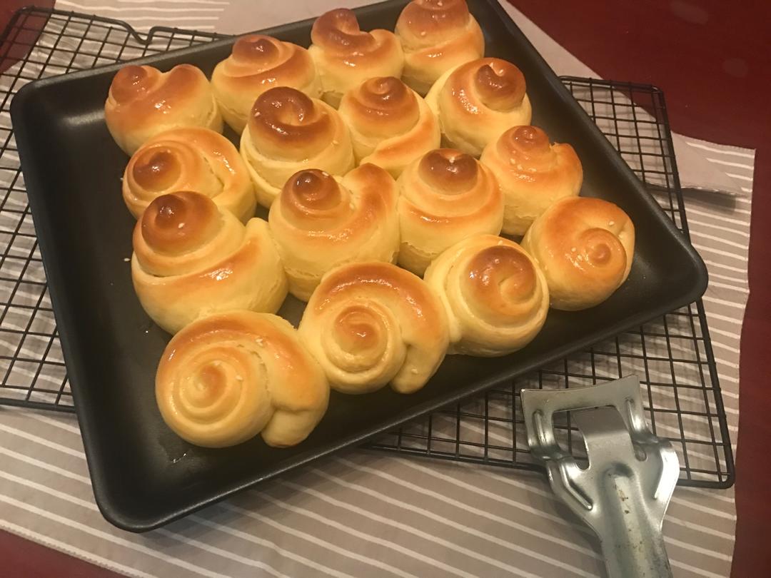 奶油蜂蜜小面包