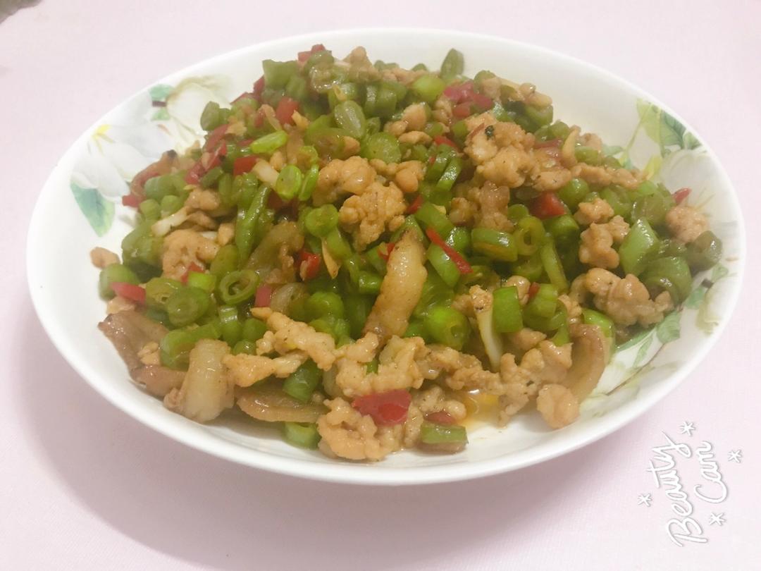 肉沫豆角下饭菜