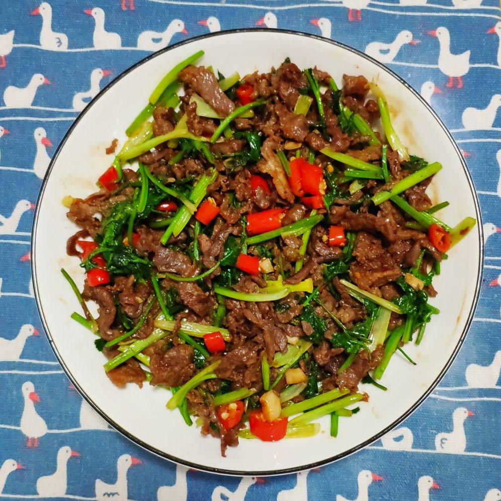 小炒黄牛肉（湘菜）