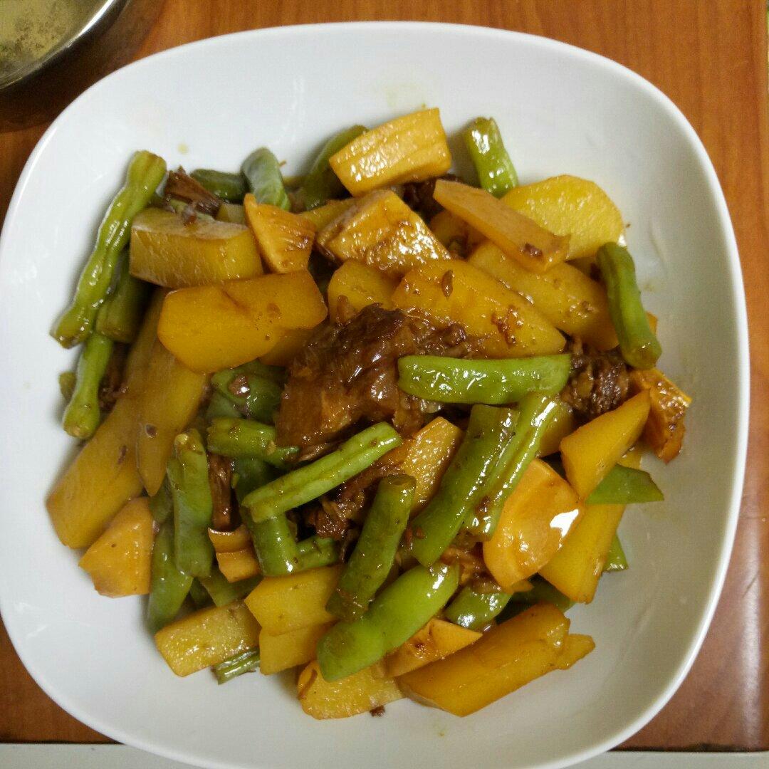 土豆炖豆角