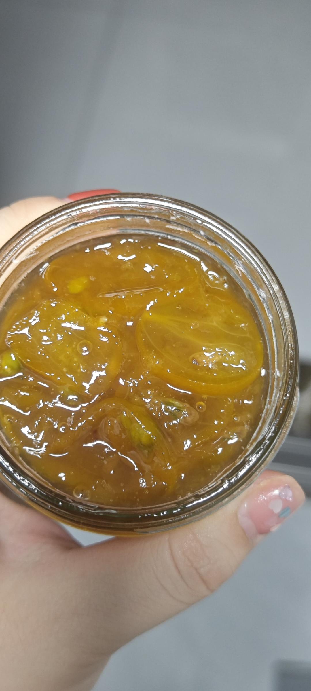 金桔酱润肺止咳化痰疗效好。金桔酱。