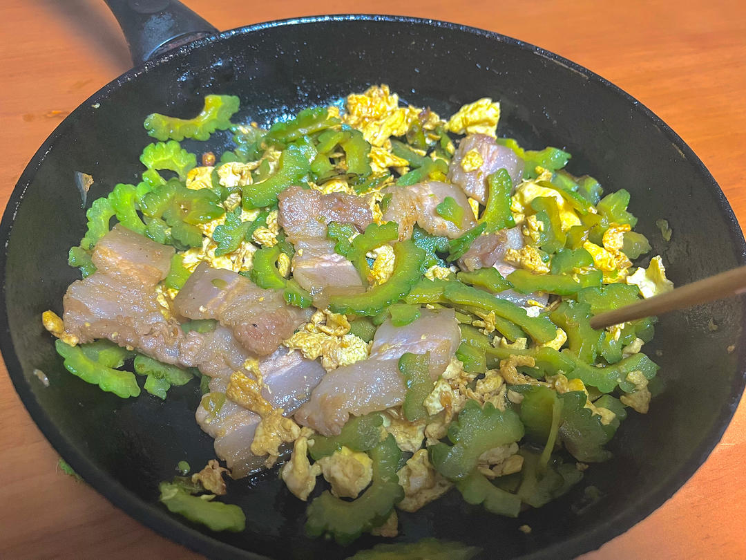 极简冲绳餐蛋炒苦瓜