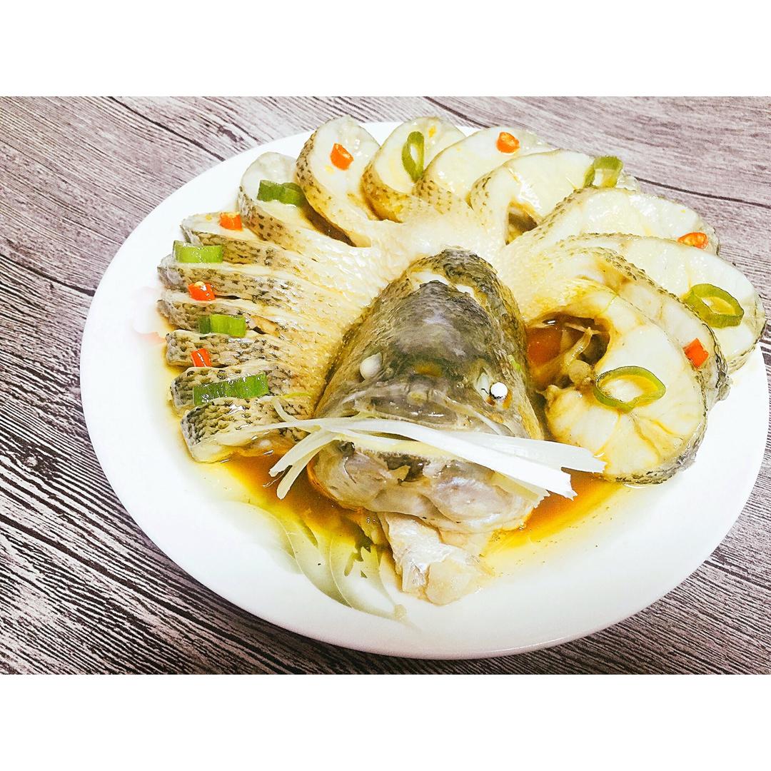 清蒸鲈鱼