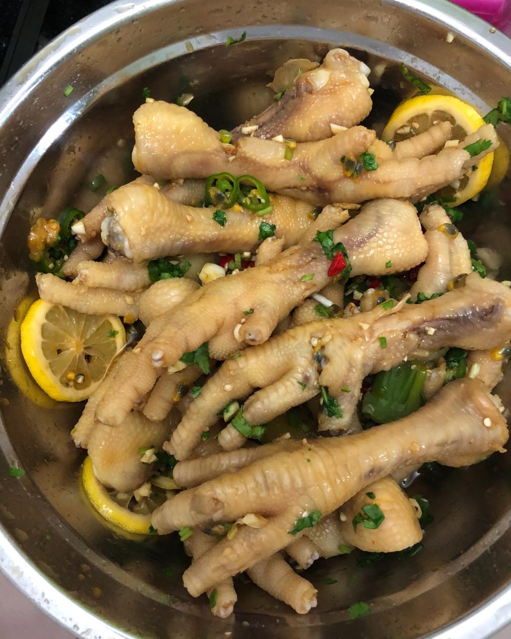 柠檬百香果鸡爪