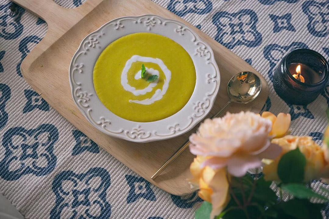 南瓜汤|穷还怕胖的贫民窑少女跪着教你做低脂南瓜汤