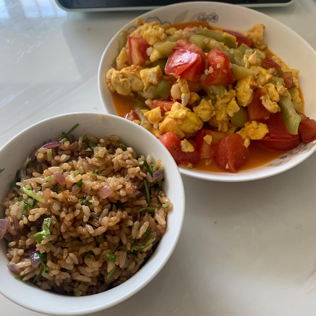 好吃到舔盘的酱油炒饭！